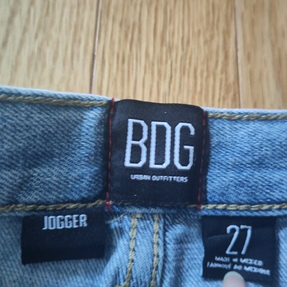 BDG Jean Joggers Urban Outfitters in Light Blue (worn twice) - Picture 5 of 6
